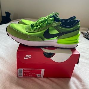 Nike Waffle 1 Shoes